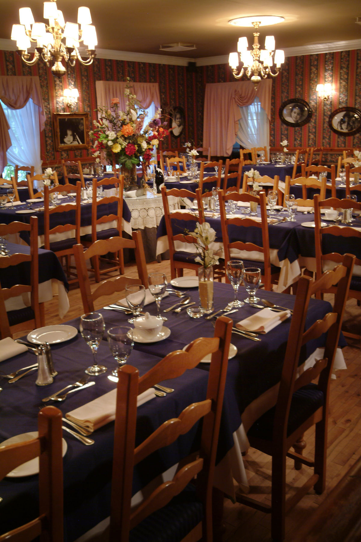 Auberge Le Flores GrandʼMère Dış mekan fotoğraf